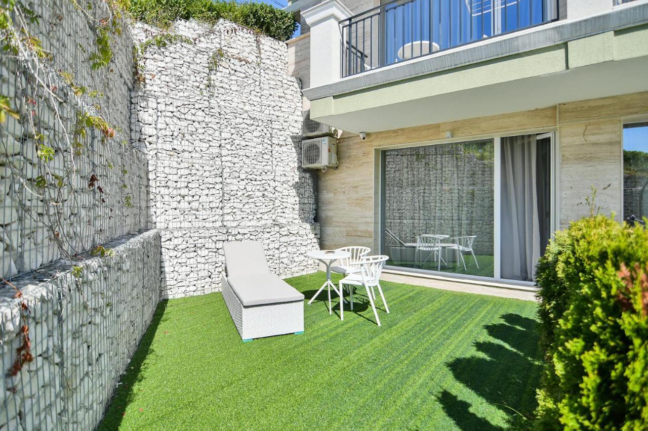 Sea Lounge Aparthotel Varna Exterior photo