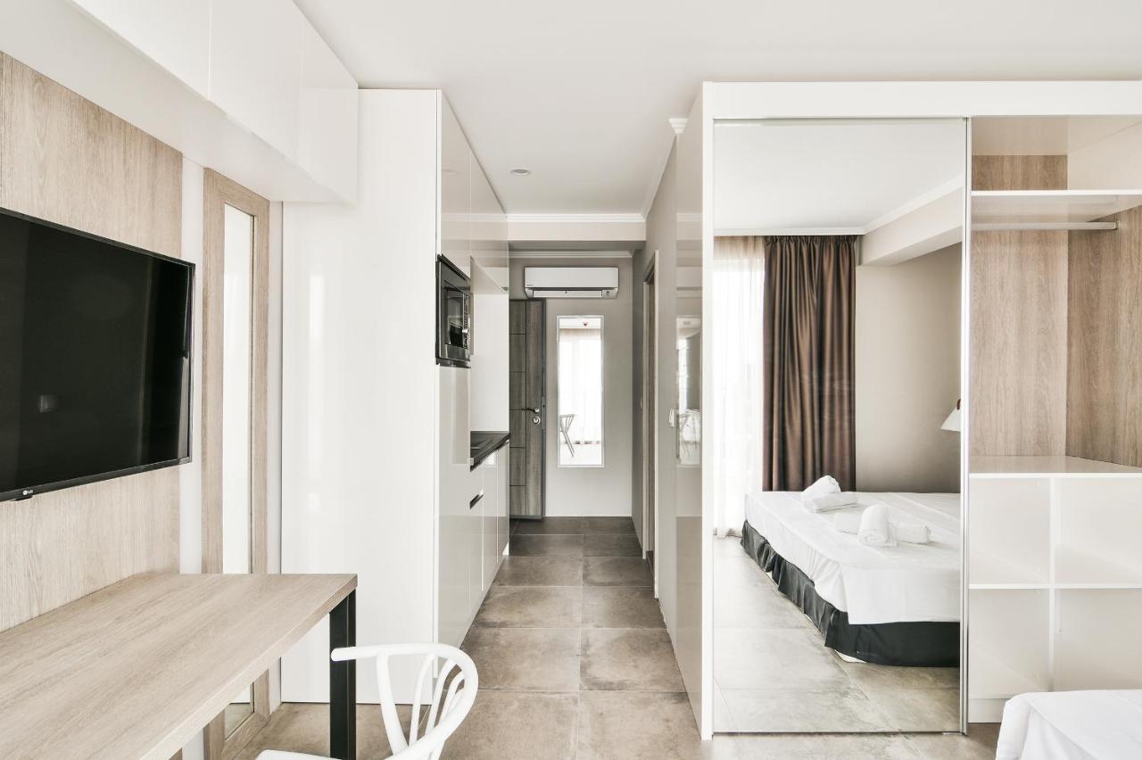 Sea Lounge Aparthotel Varna Exterior photo