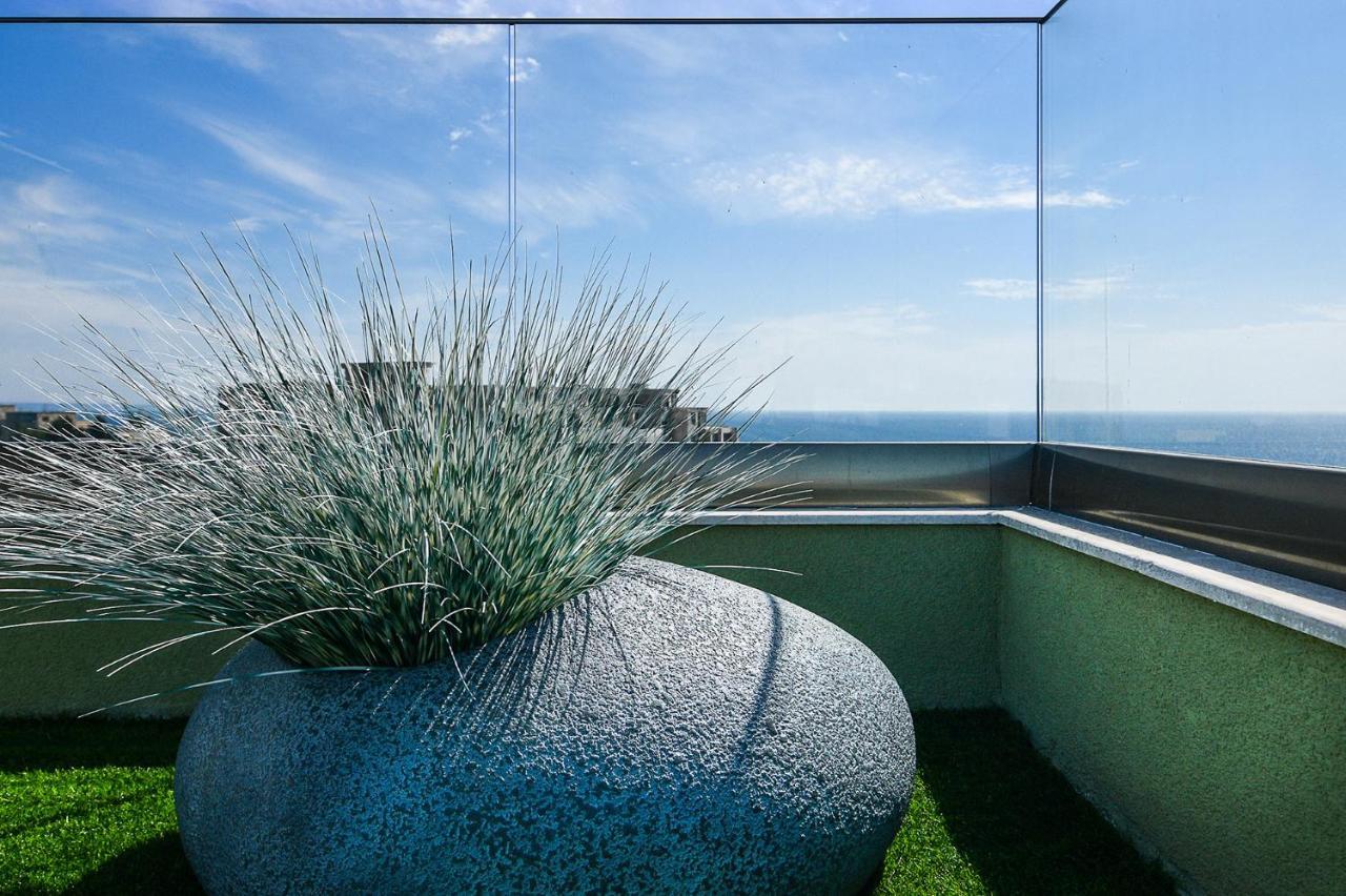 Sea Lounge Aparthotel Varna Exterior photo